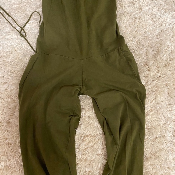 Olive Green Sleeveless one piece - Picture 4 of 9